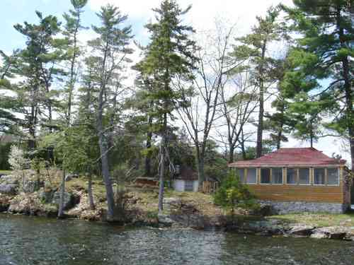 Charleston Lake Cottage Rentals